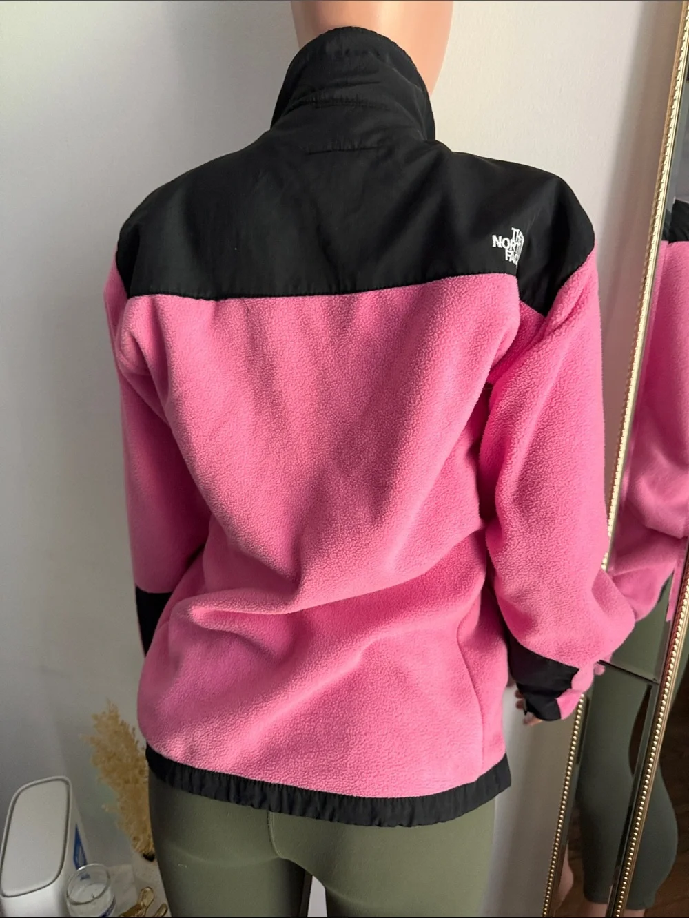 The North Face Pink and Black Teddy Fleece Jacket - Picture 4 of 4